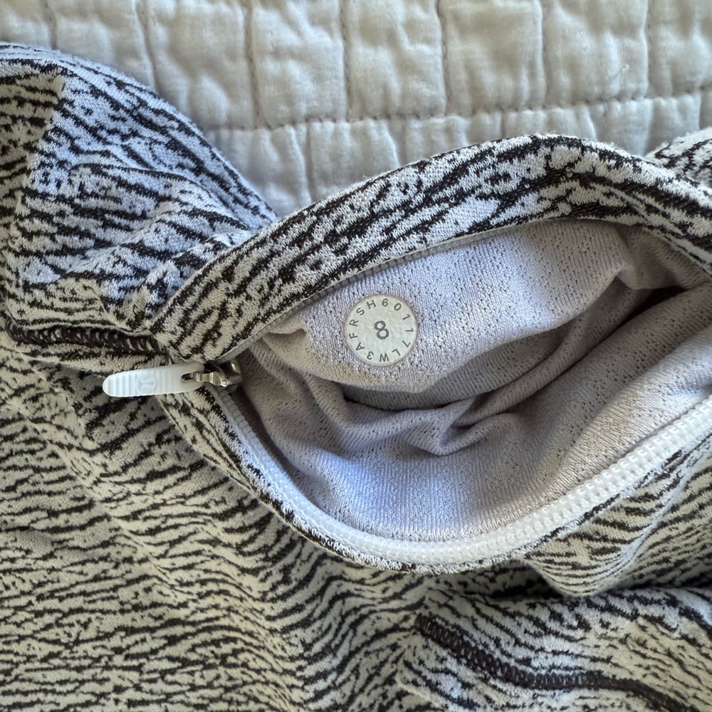 Lululemon Pullover - image 4